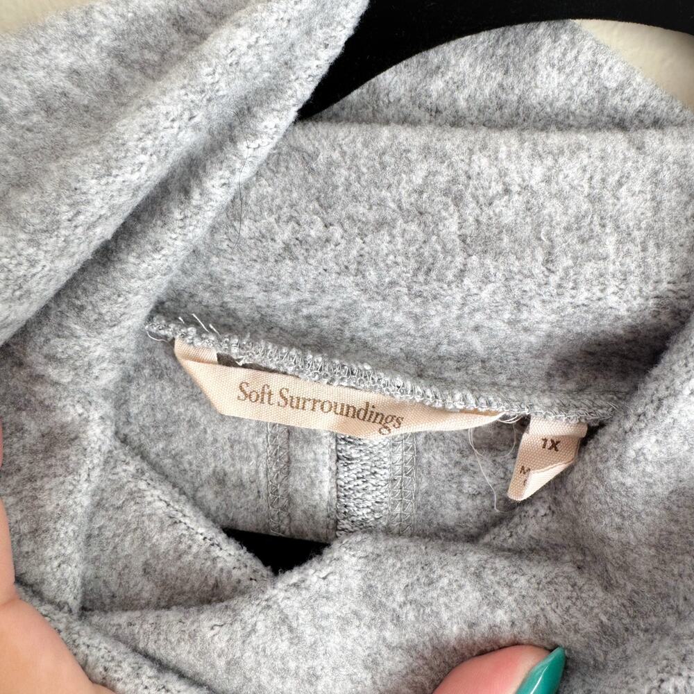 Soft Surroundings Grey Cowl Neck Pocket Front Sweater - 1X - Picture 4 of 8